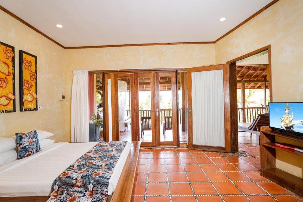 Family Ocean Retreat