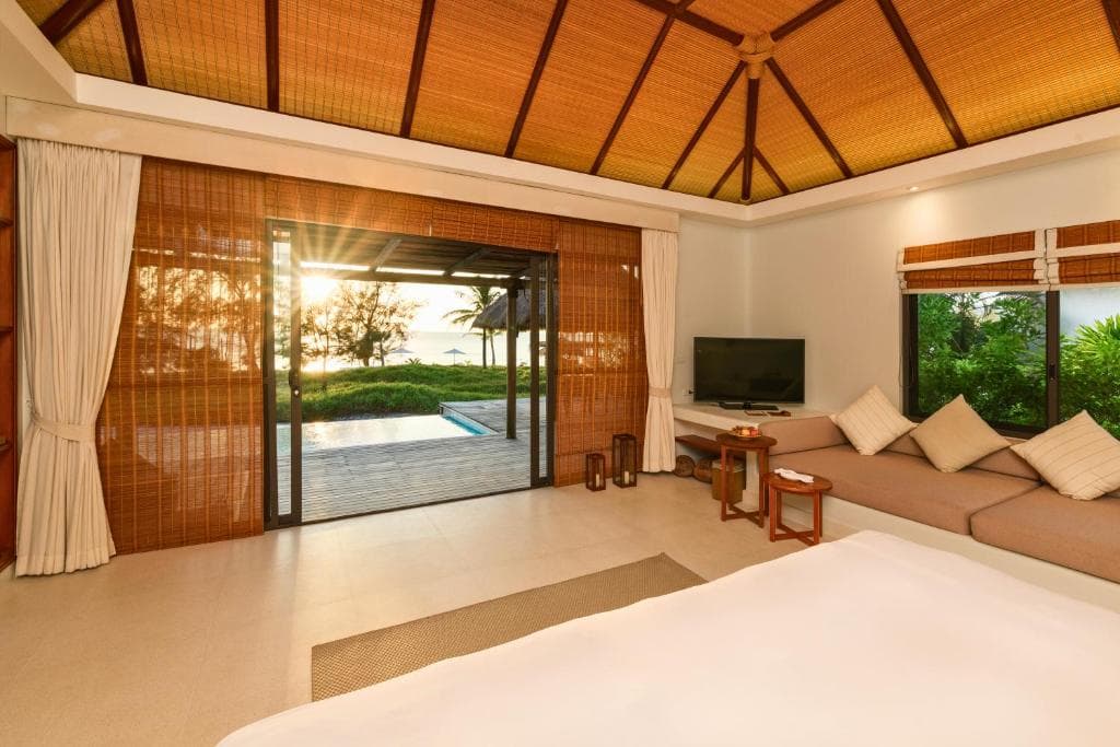 Beachfront Villa