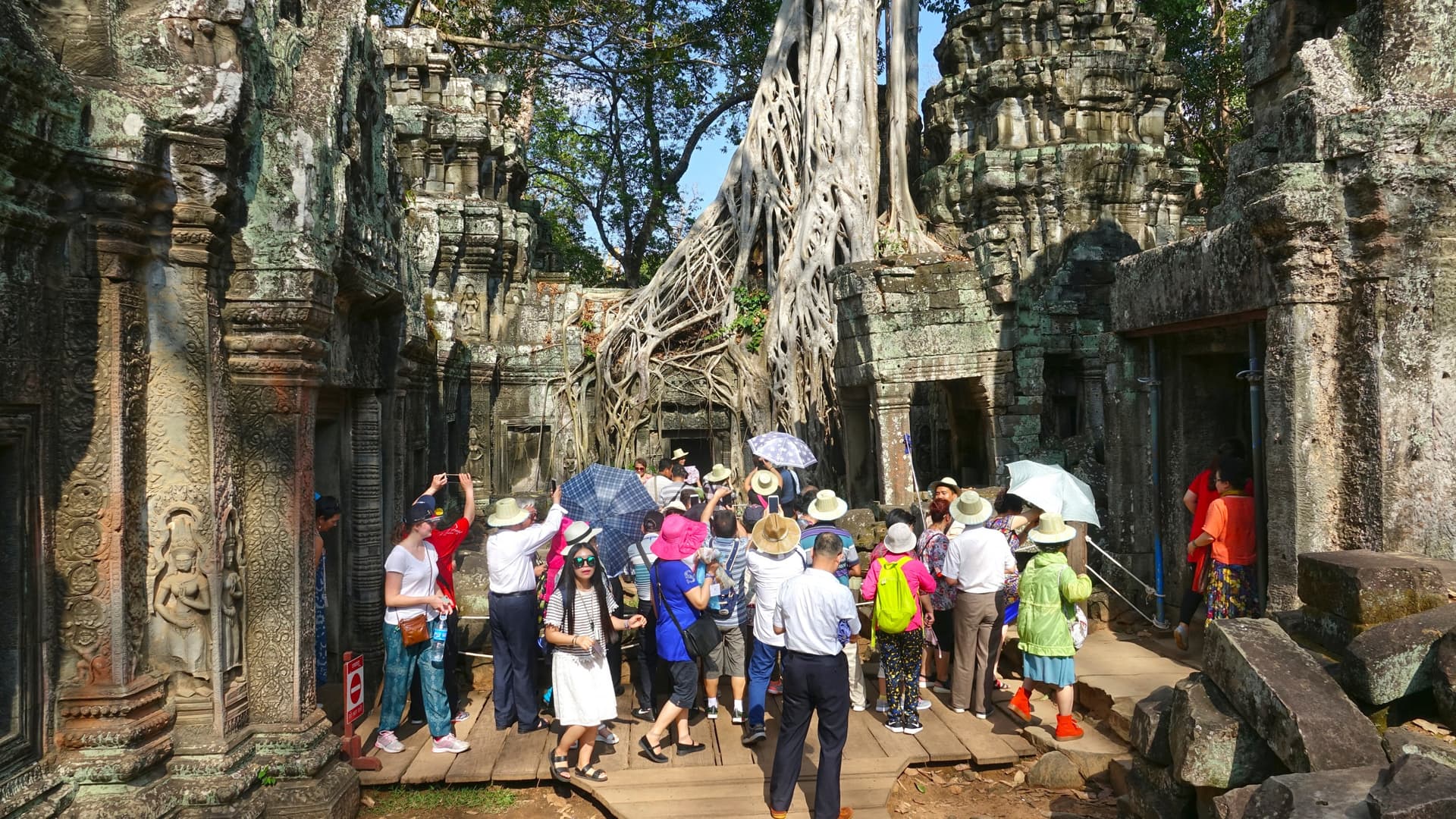 5 Majestic Angkor Temples Away from the Crowds