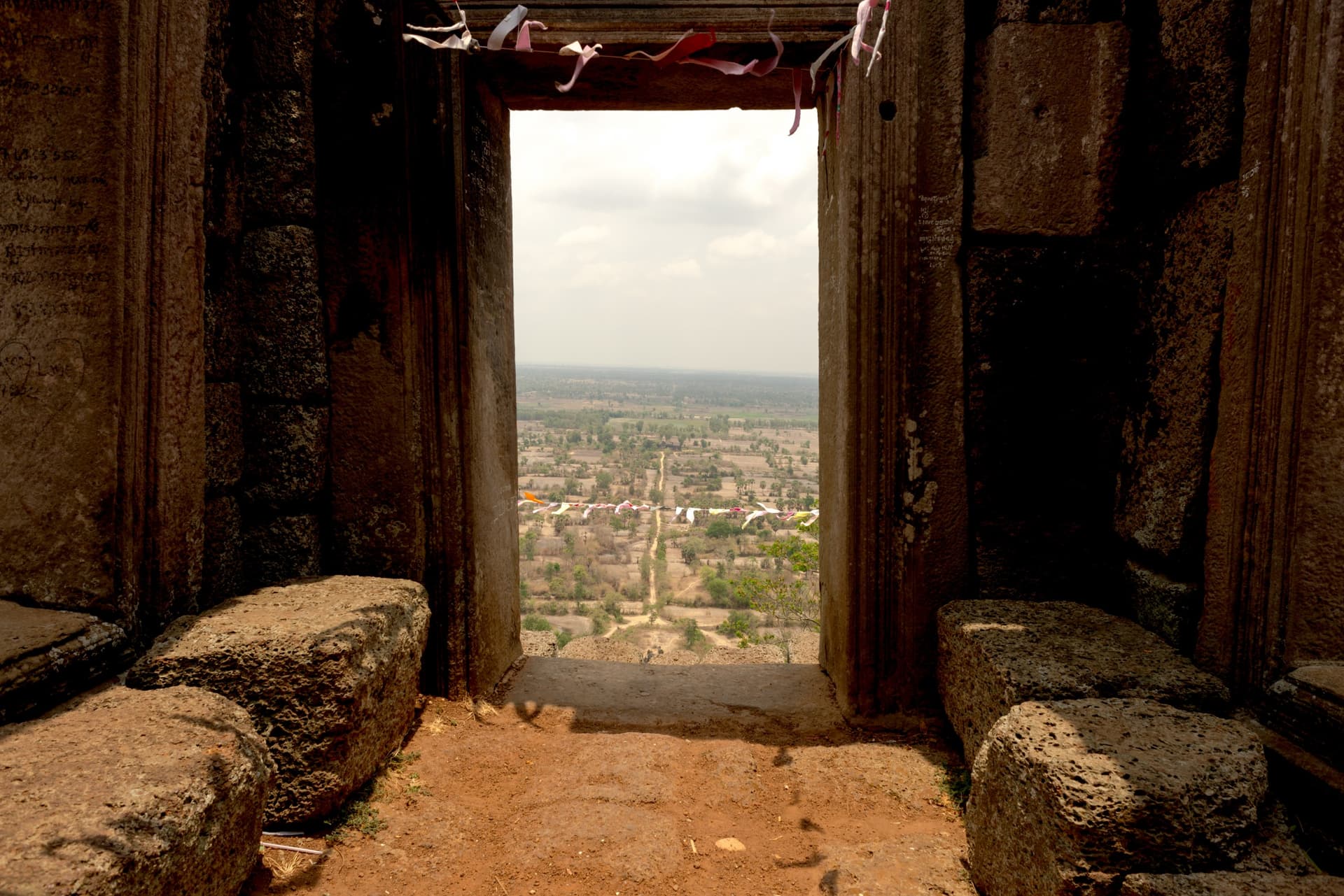 A day to the summits of Phnom Chisor!