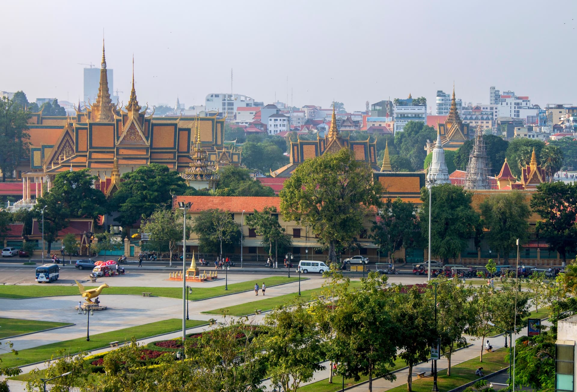 Wat Botum Pagoda