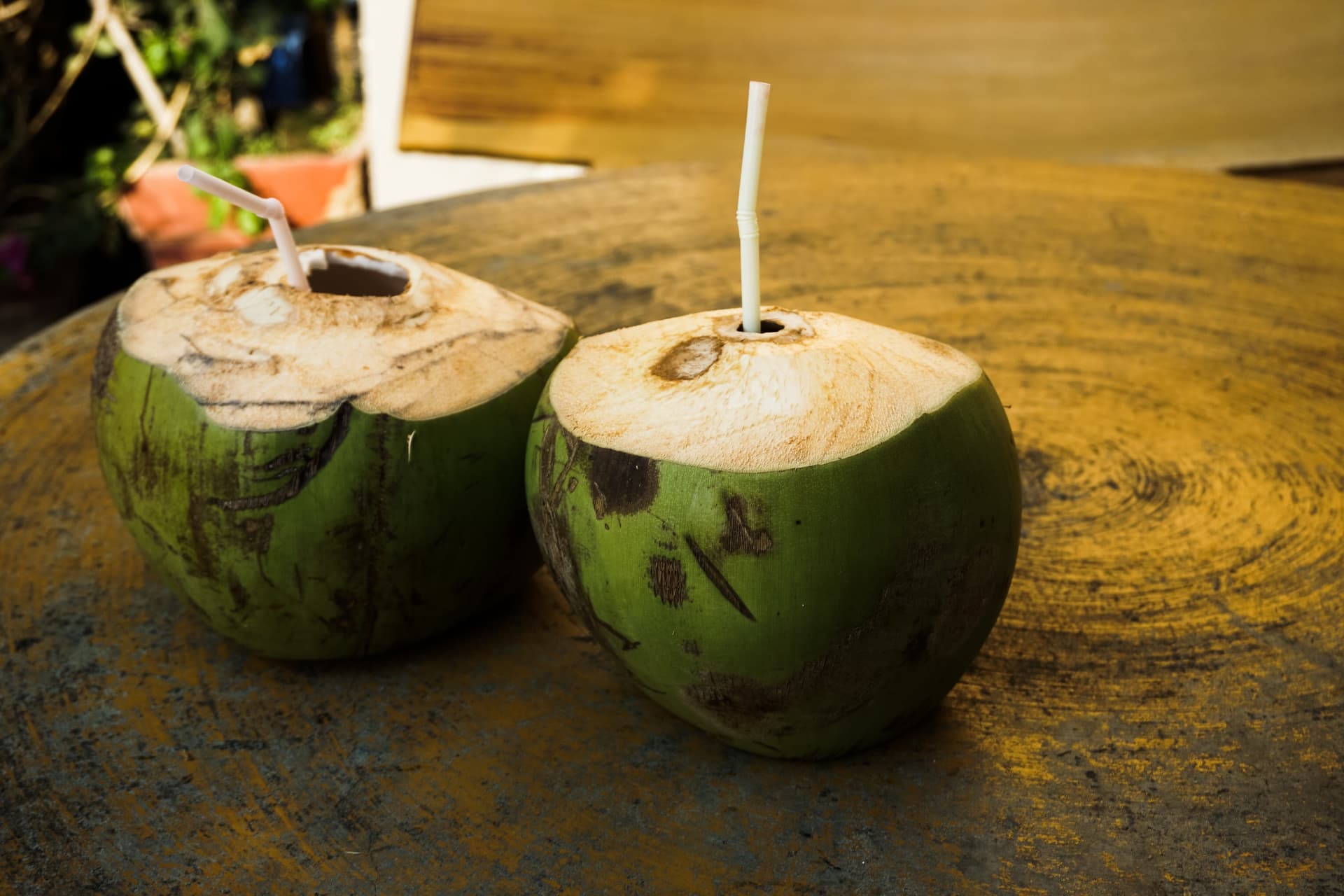 Sedge Straws: Replacing Plastic in Cambodia